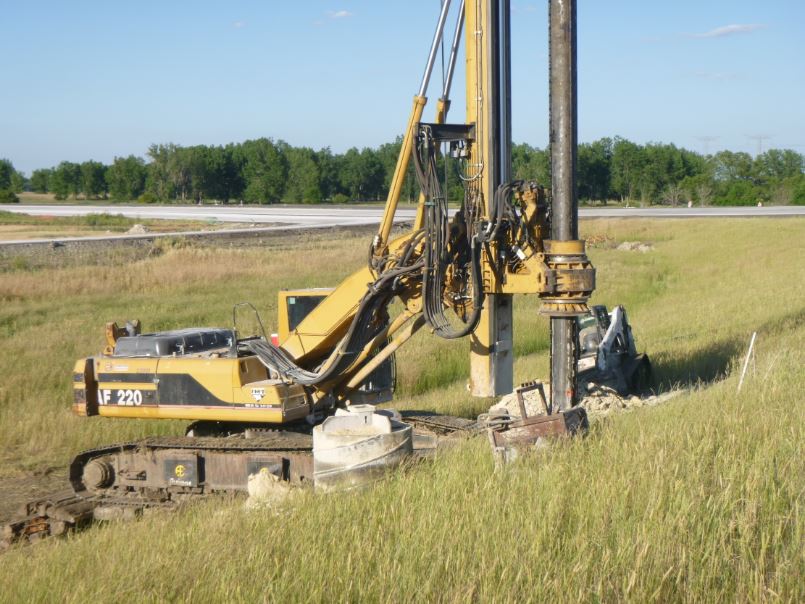 Anchor Bolt Tensioning for Overhead Sign Structures